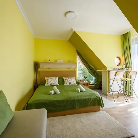 Muzsa Deluxe 4*