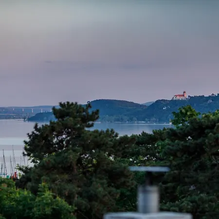 بيت ضيافة Villa Muzsa Apartment House 4*