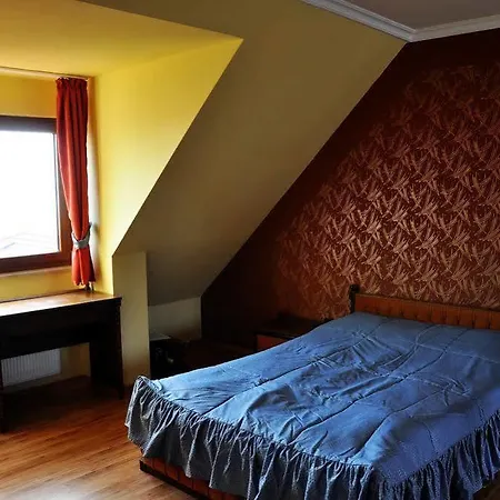 Muzsa Deluxe 4*