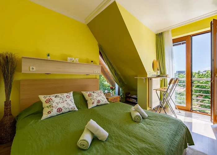 Muzsa House バラトンフレド