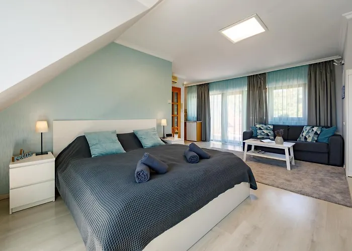 ゲストハウス Muzsa House バラトンフレド