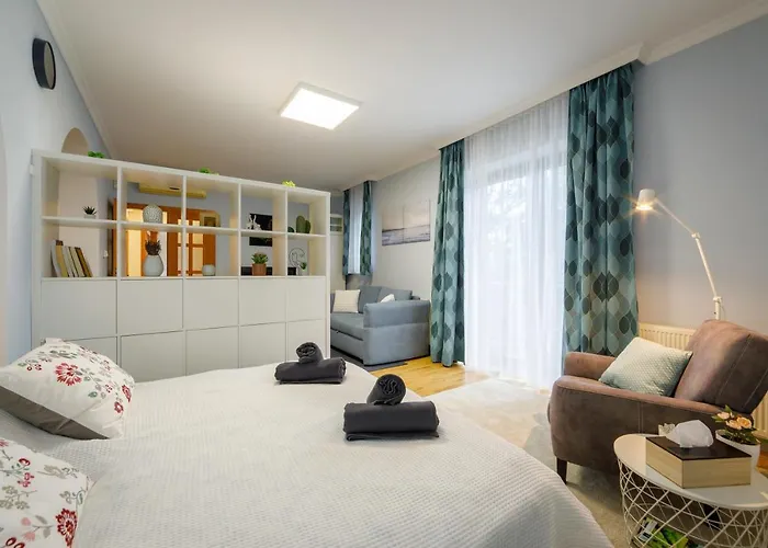 Muzsa House バラトンフレド